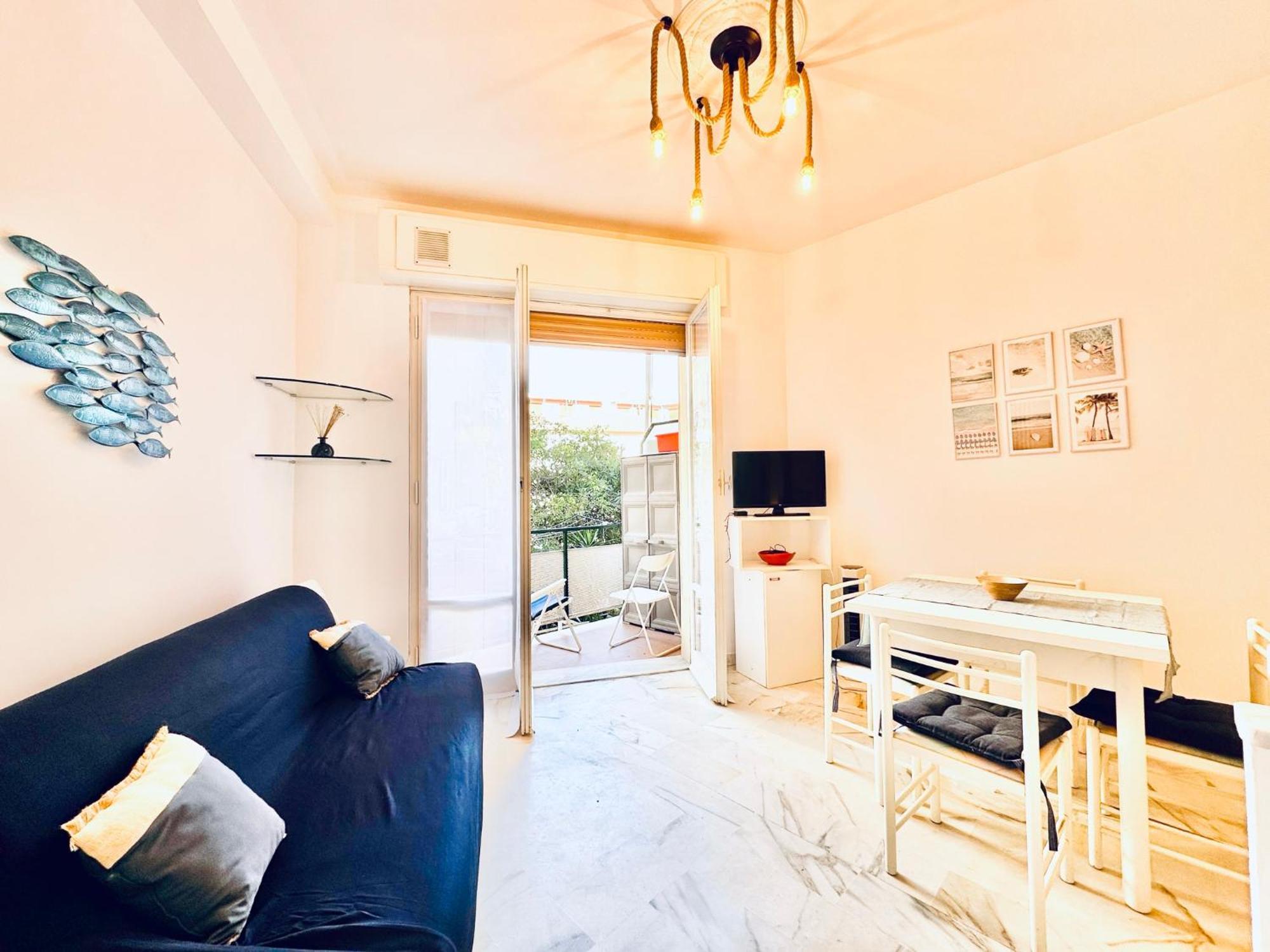 Hostdomus - Cozy Corner Near The Sea Apartment ฟีนาเลลีกูเร ภายนอก รูปภาพ